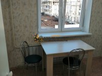 Сдается двухкомнатная квартира в Ленинском районе.